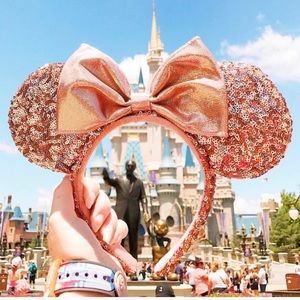Rose gold Minnie ears